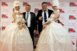 красивые девушки-хостес на велком на коропративе