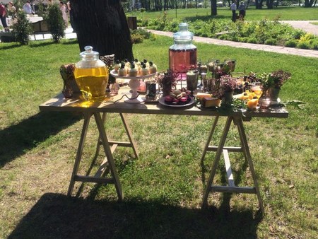 Банкетный столик